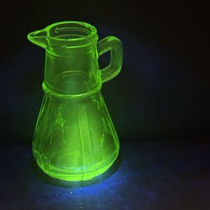 Vintage Hazel Atlas Green Uranium Depression Glass Syrup Pitcher NO LID (UV)